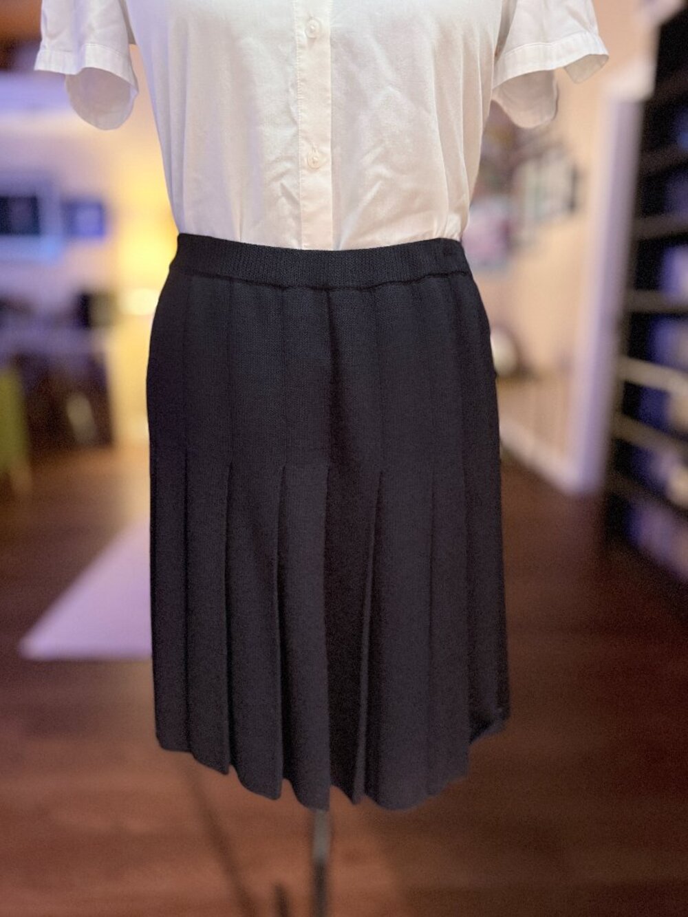 Vintage St. John Collection by Marie Gray Pleated Knit Tennis Skirt Sz 8